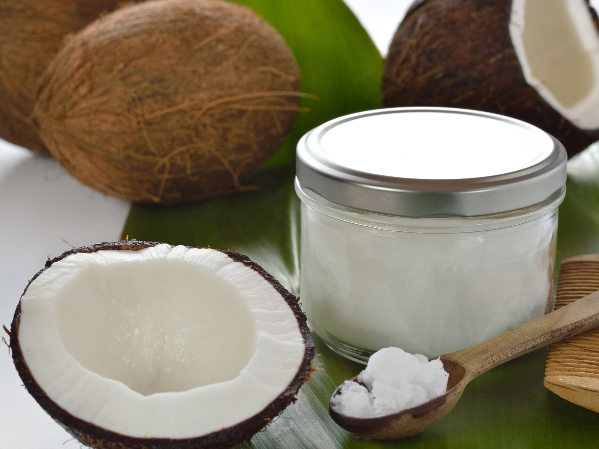 10 ways coconut oil brings out your natural beauty