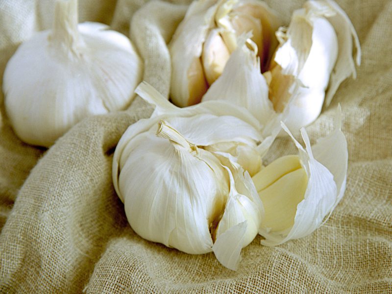 Get your garlic fix without garlic breath Easy Health Options®