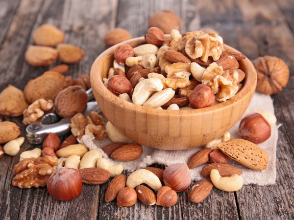 The nutty solution to improve your thyroid function - Easy Health Options®