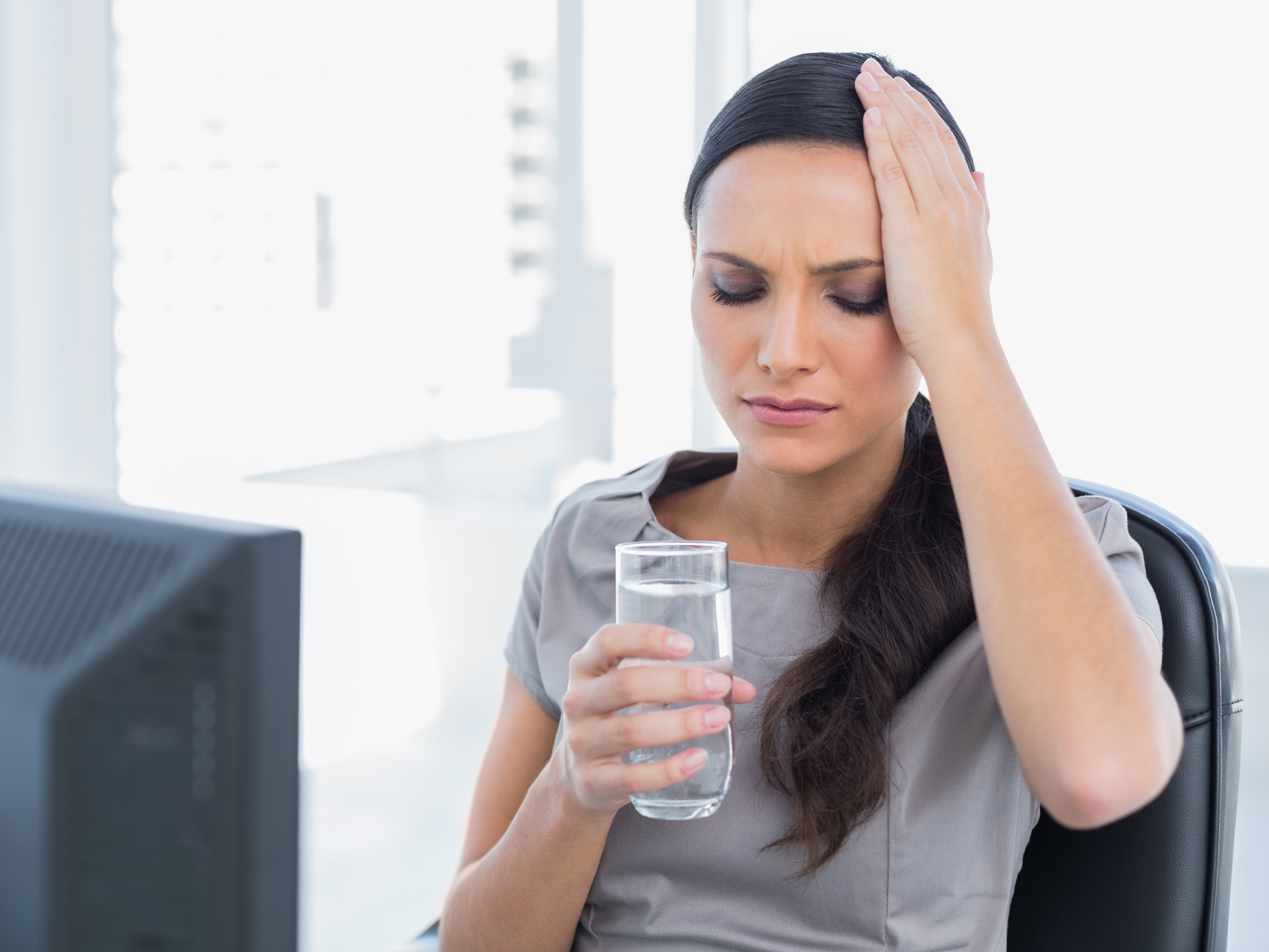 4 surprising dehydration danger signs
