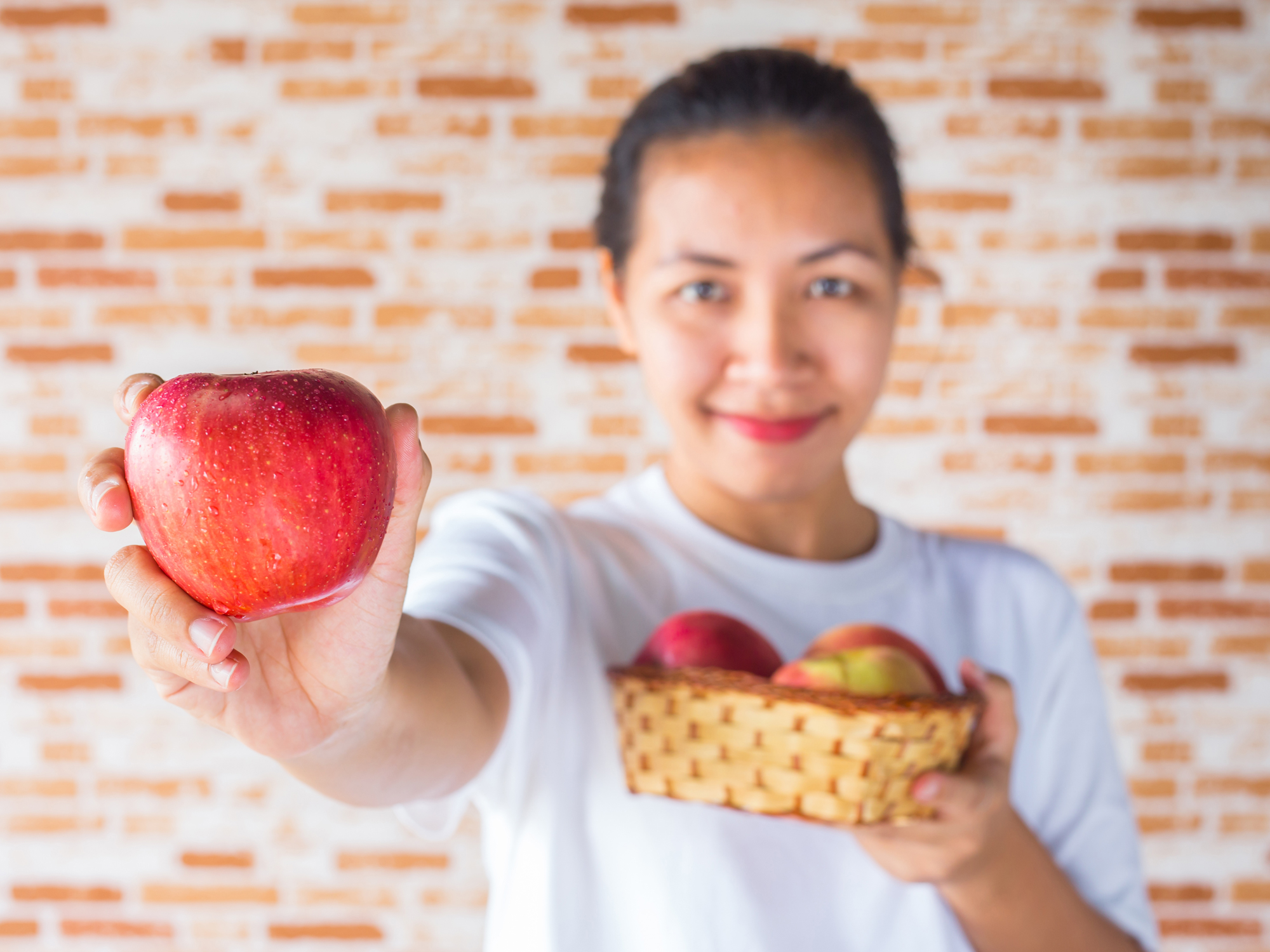 If you have an apple body shape, here’s why and what to do