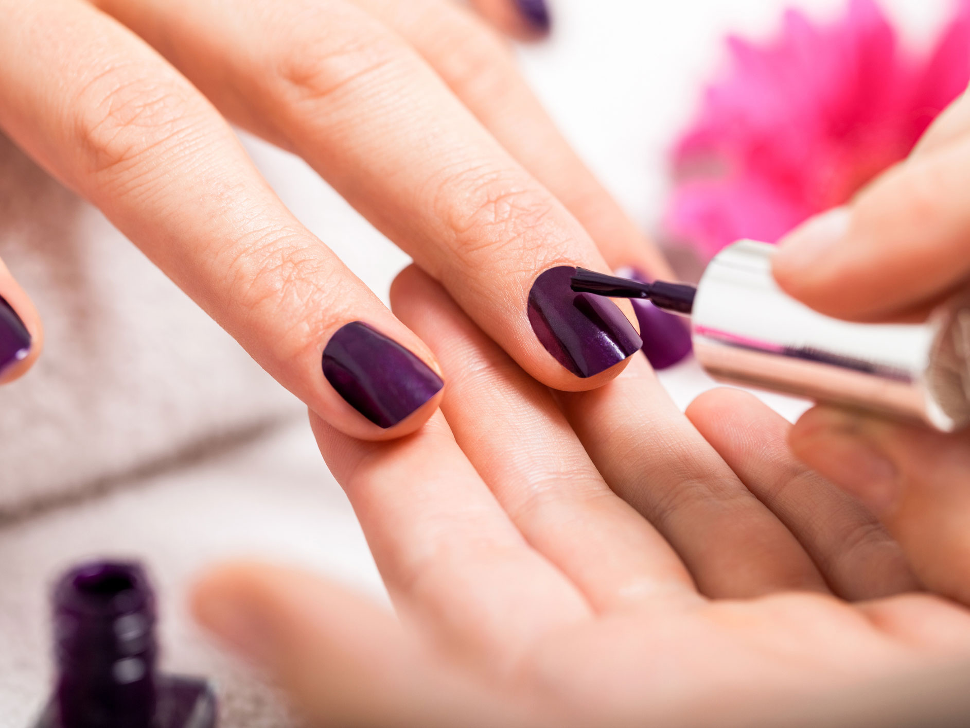 3 dangerous chemicals in nail polish - Easy Health Options®