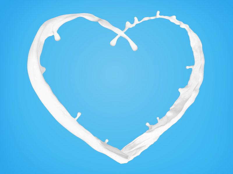 Drinking more whole milk clobbers 'cluster' of cardio threats Easy