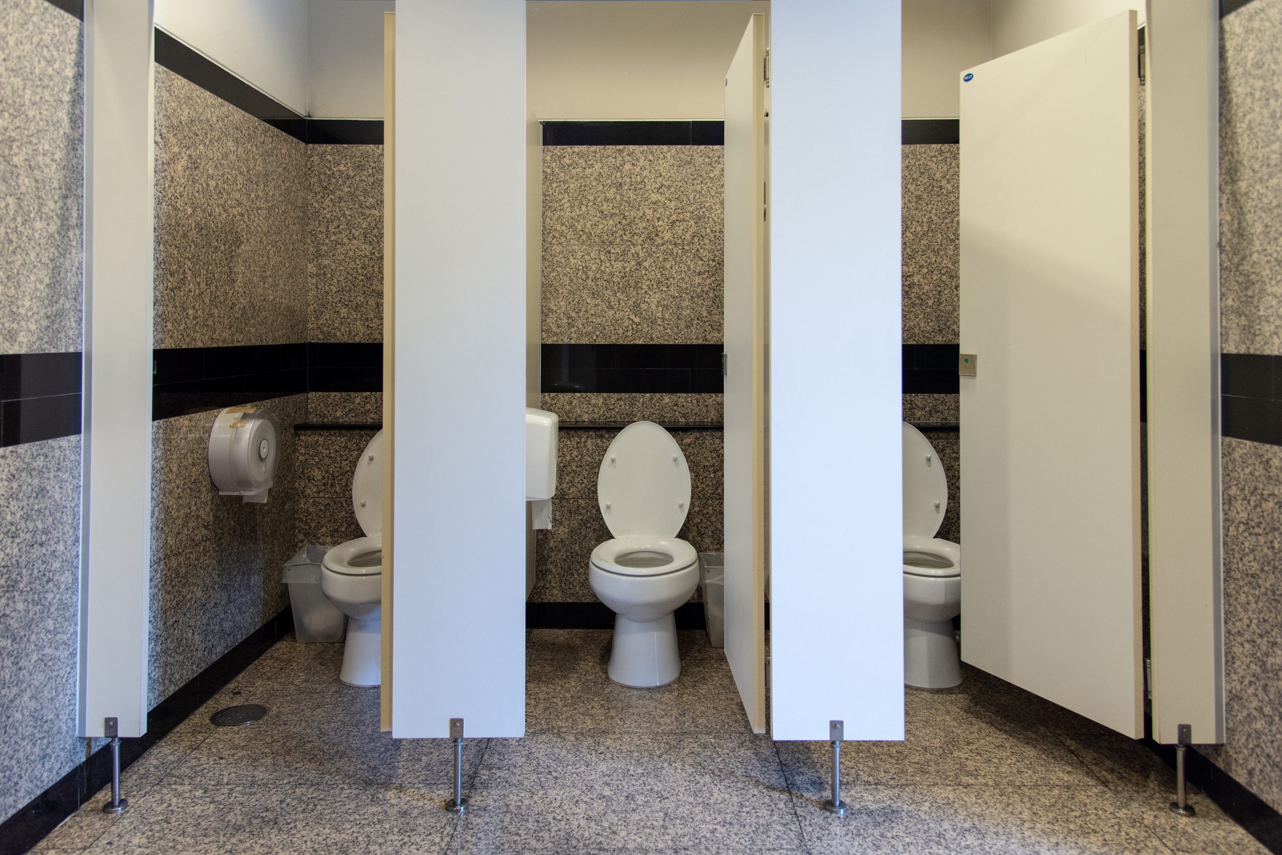 4 ways COVID-19 increases the public restroom germ factor