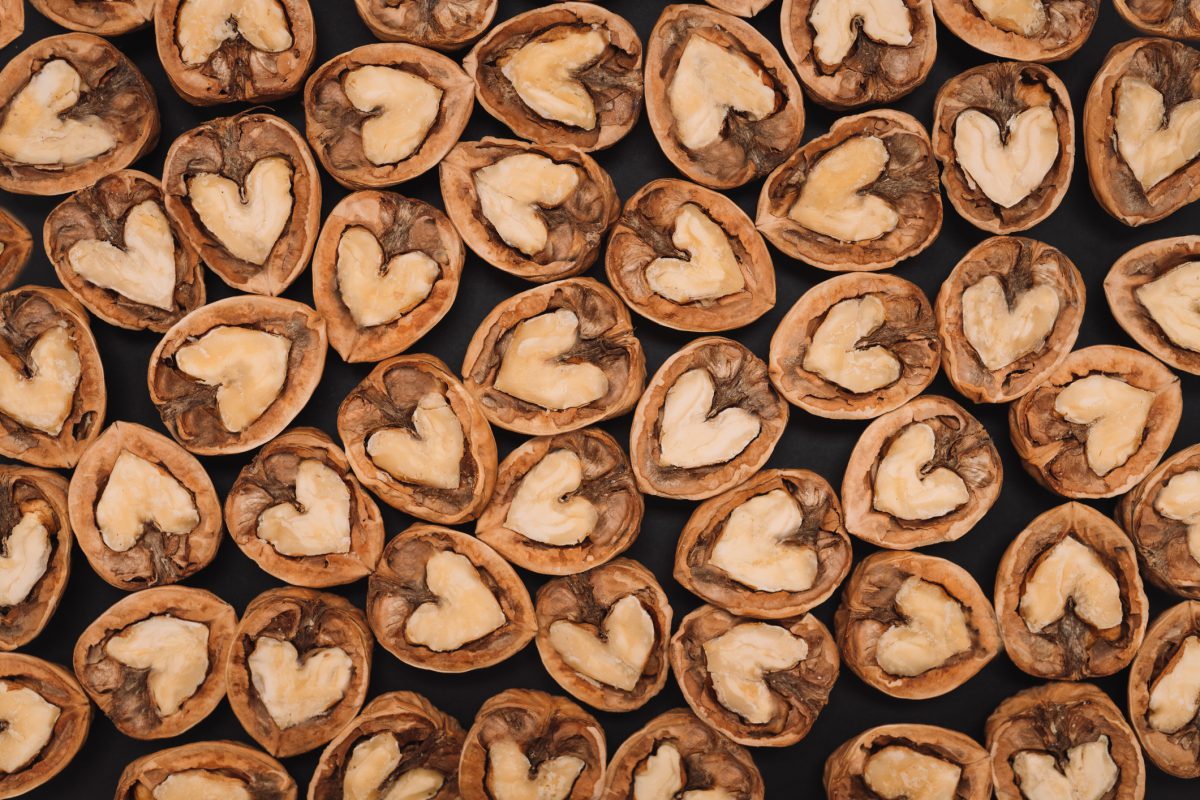 New way walnuts improve cholesterol discovered Easy Health Options®