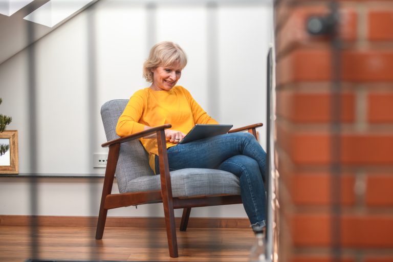 12 reasons to stop sitting with your legs crossed Easy Health Options®