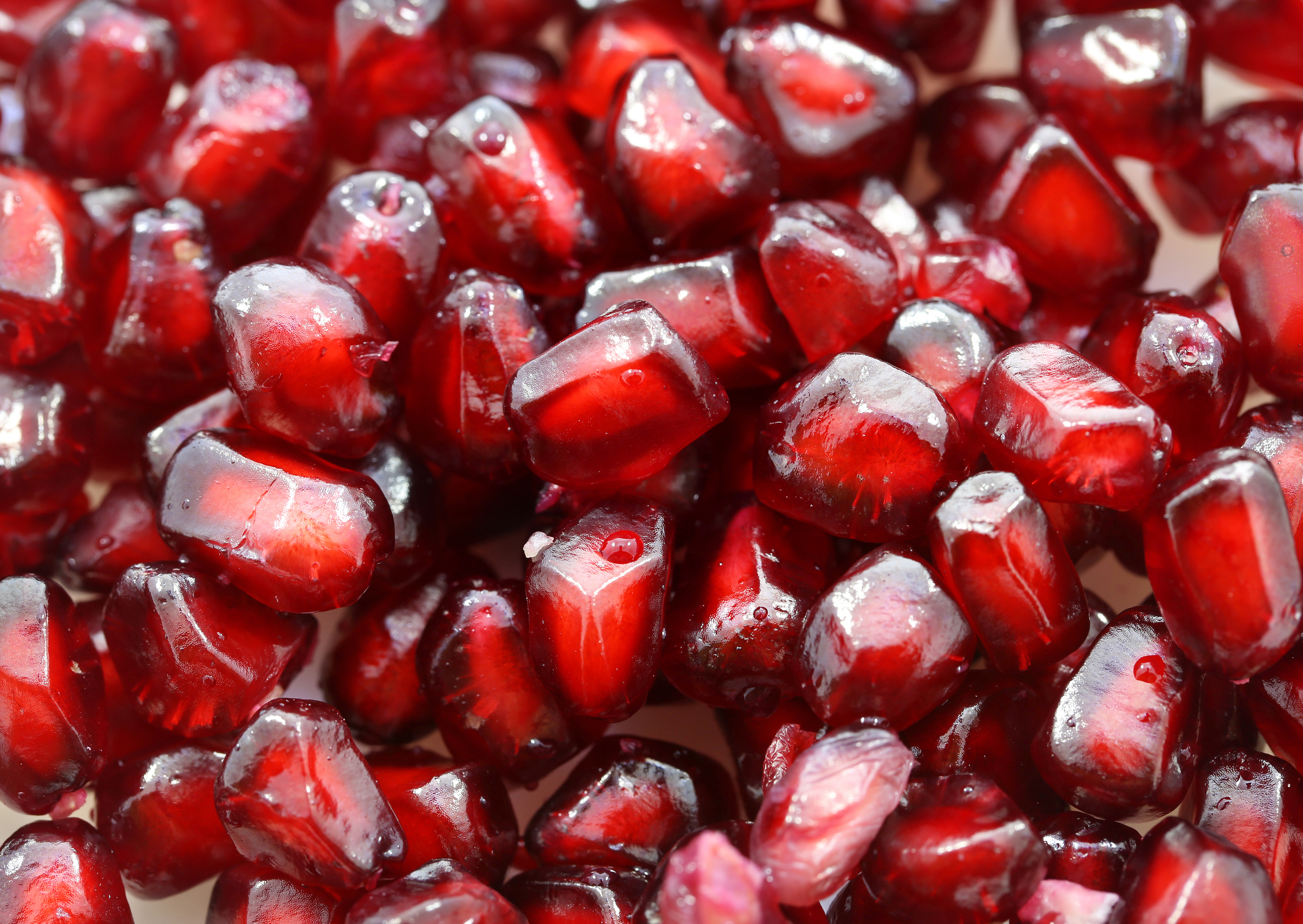 How pomegranate can flush Alzheimer’s out of your brain