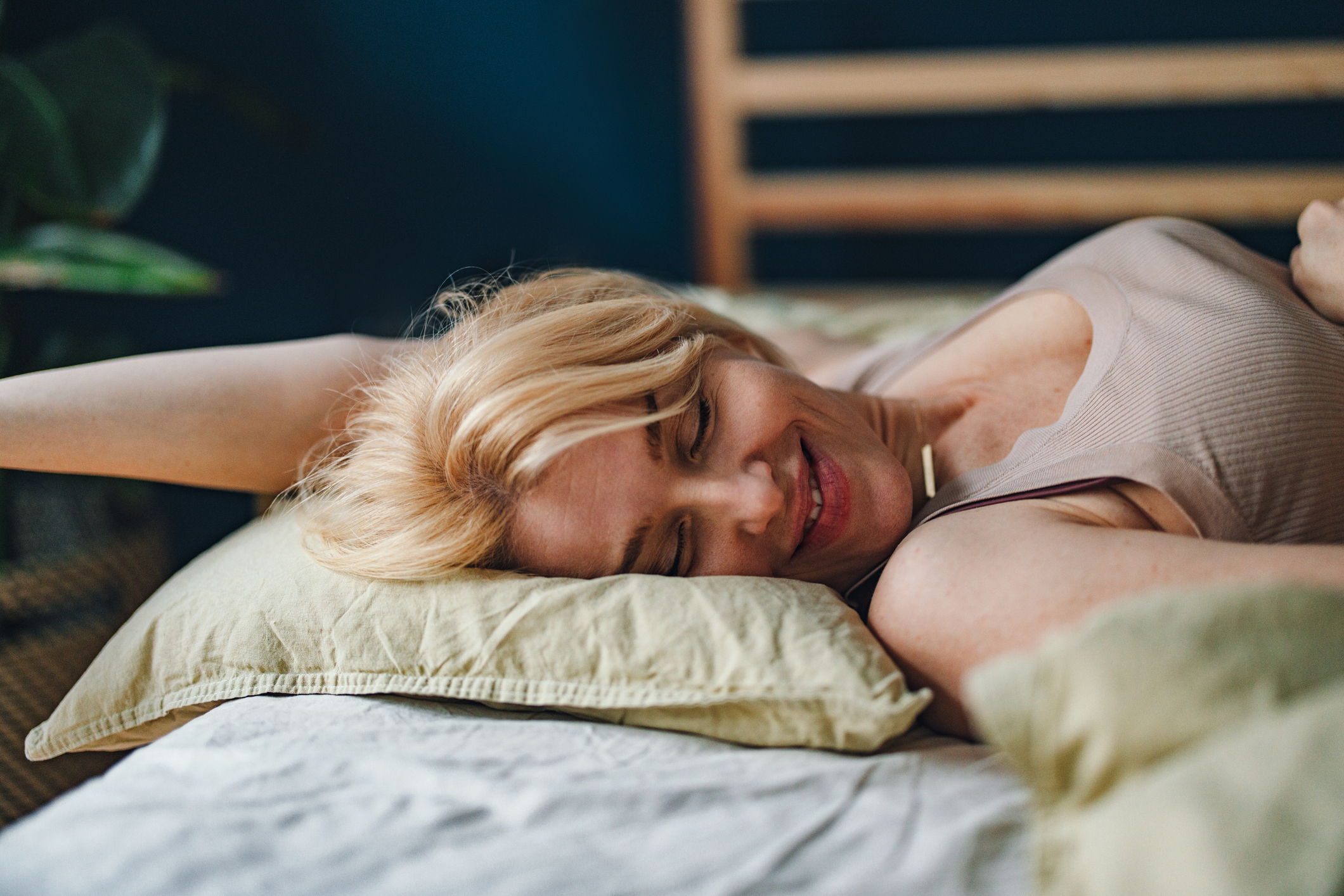 The deep sleep switch that turns on your anti-aging hormone