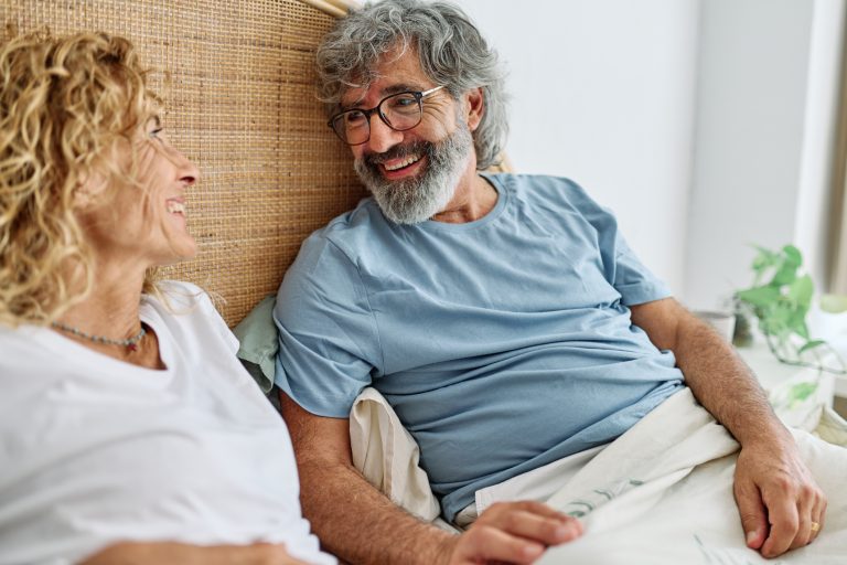 Take this supplement before bed to break the pain-sleep cycle